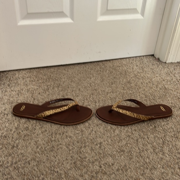 Ugg leopard print exotic thong leather lined soft bed sandals sz 9 - Picture 5 of 7